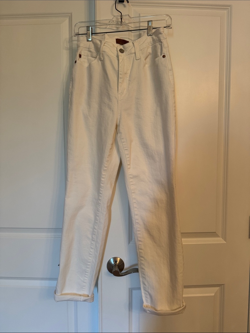 Judy Blue Off-White High-Rise Straight Leg Jeans